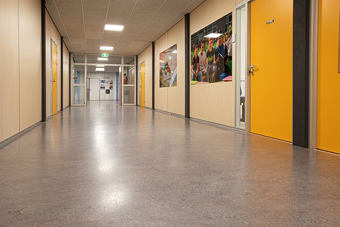 Vloer laten egaliseren gang